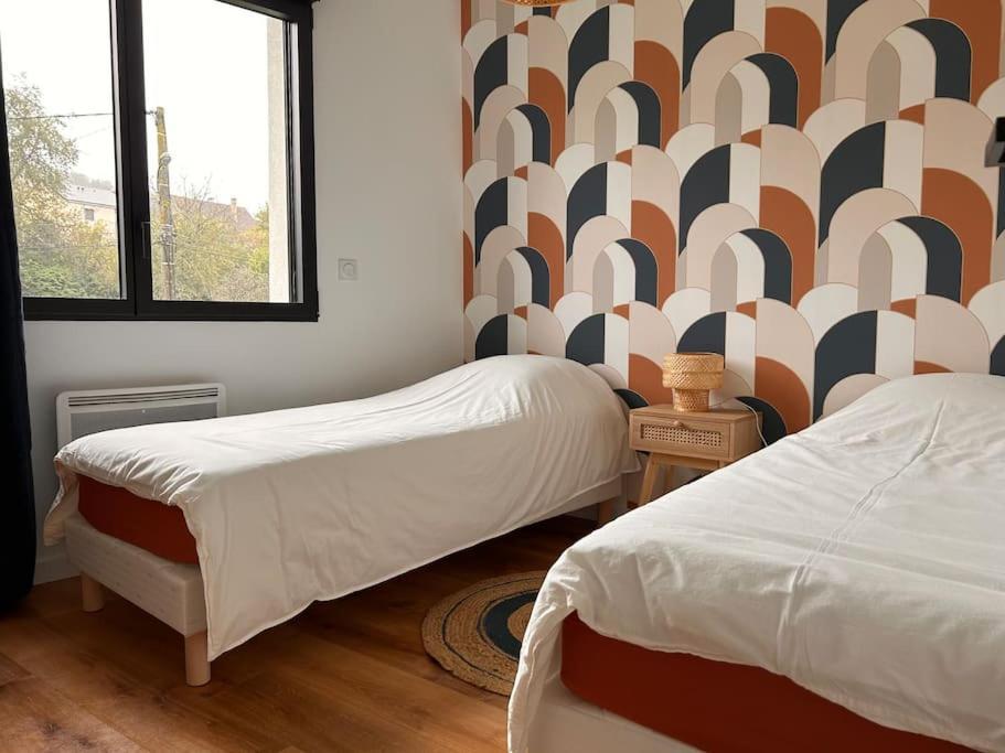 Saint-Leger-du-Bourg-Denis Home 724 מראה חיצוני תמונה